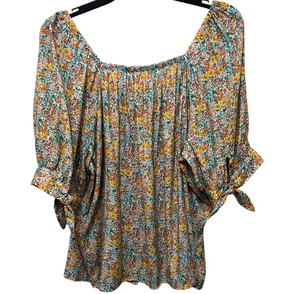 Lauren Conrad Spring/Summer Blouse - Picture 3 of 9
